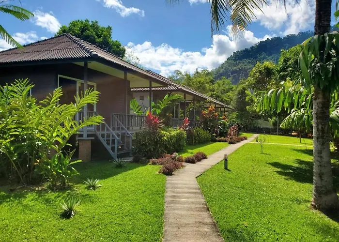 H&V Bungalow Vang Vieng